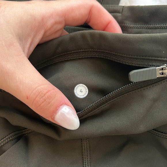 Lululemon Speed Up Tight *Full-On Luxtreme 28” - Picture 4 of 4